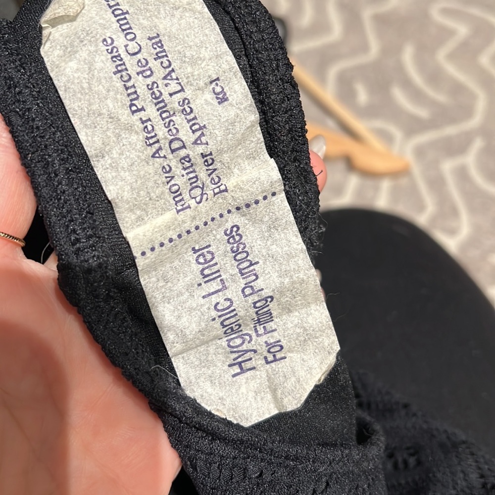 BNWT Roxy Black Bikini Bottom - Picture 5 of 5